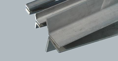 Уголок AISI 304/304L (1.4301/1.4307) г/к 20х20х3